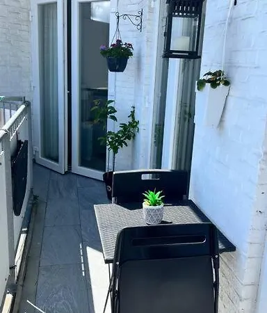 5stars In A Shared Flat By The Beach, The Dunes And The Harbor *